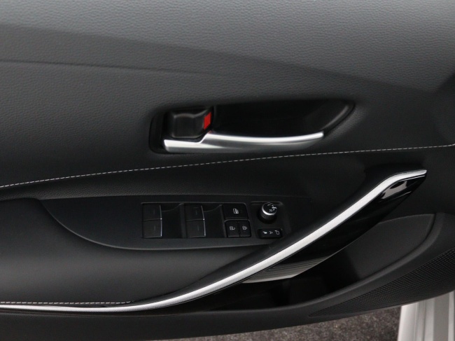 Toyota Corolla Touring Sports - 2.0 Hybrid Dynamic