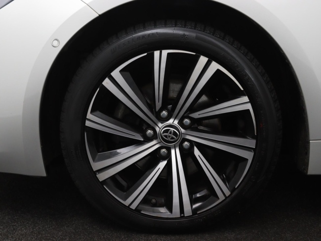 Toyota Corolla Touring Sports - 2.0 Hybrid Dynamic