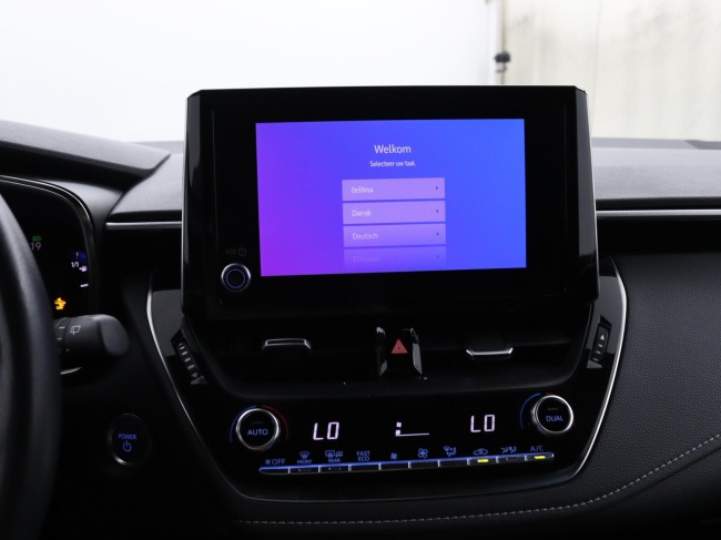 Toyota Corolla Touring Sports - 2.0 Hybrid Dynamic