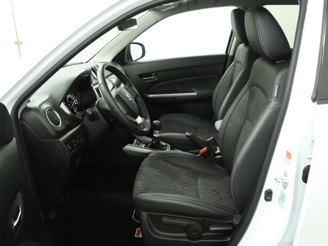 Suzuki Vitara - 1.4 Boosterjet Style Smart Hybrid