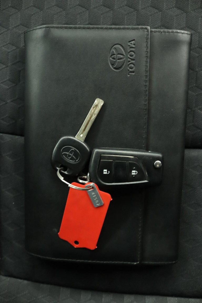 Toyota Yaris - 1.5 Hybrid Active 11