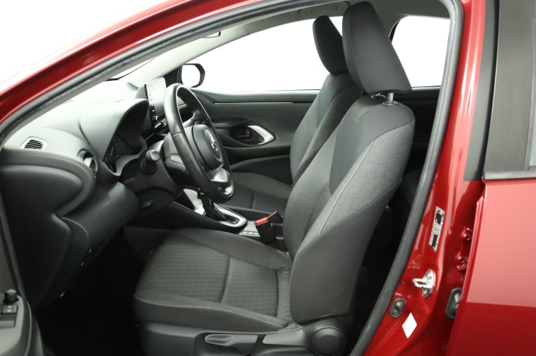 Toyota Yaris - 1.5 Hybrid Active 17
