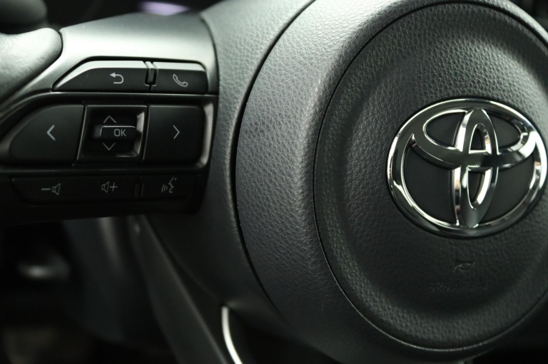Toyota Yaris - 1.5 Hybrid Active 19
