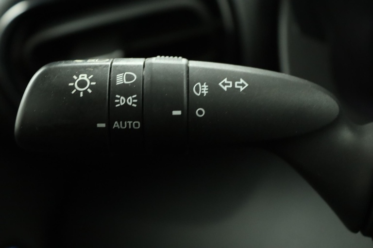 Toyota Yaris - 1.5 Hybrid Active 30