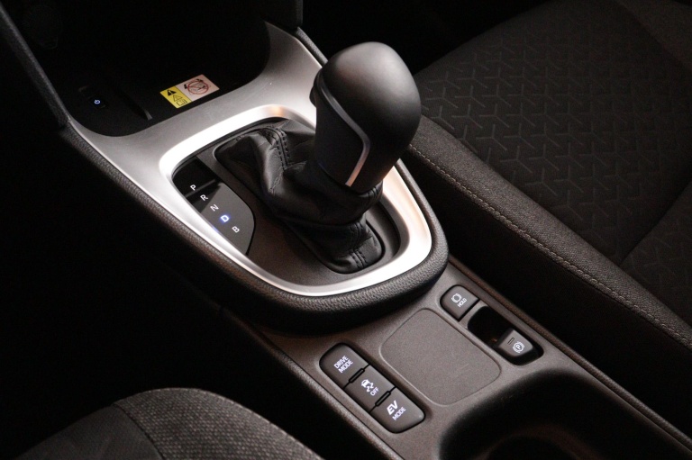 Toyota Yaris Cross - 1.5 Hybrid First Edition 26