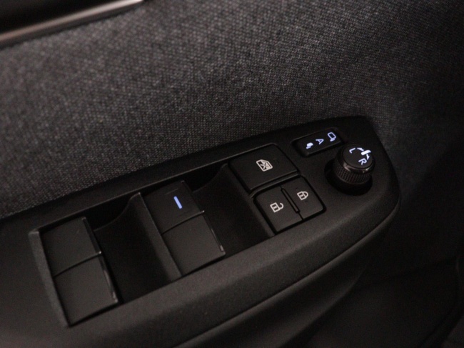 Toyota Yaris Cross - 1.5 Hybrid First Edition