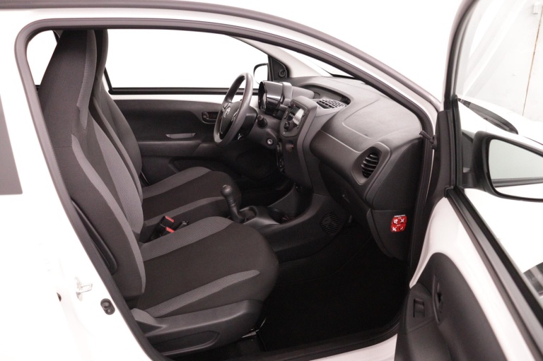 Toyota Aygo - 1.0 VVT-i x-fun 19