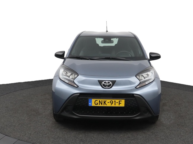 Toyota Aygo X - 1.0 VVT-i MT Play