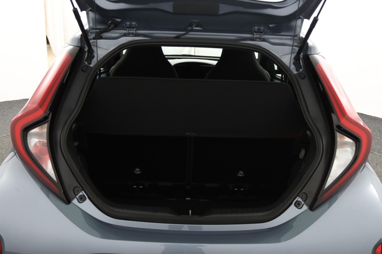 Toyota Aygo X - 1.0 VVT-i MT Play 23