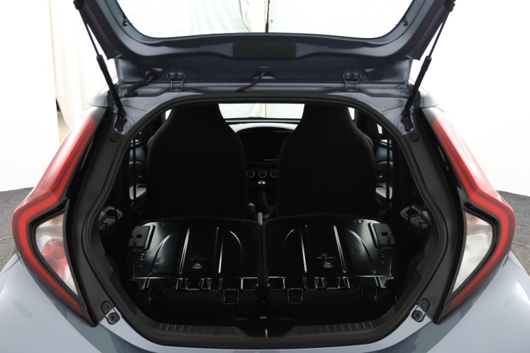 Toyota Aygo X - 1.0 VVT-i MT Play 26