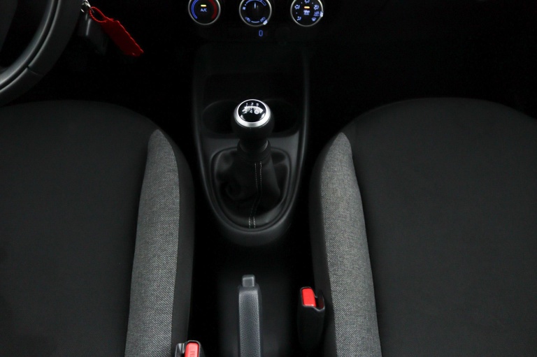 Toyota Aygo X - 1.0 VVT-i MT Play 27