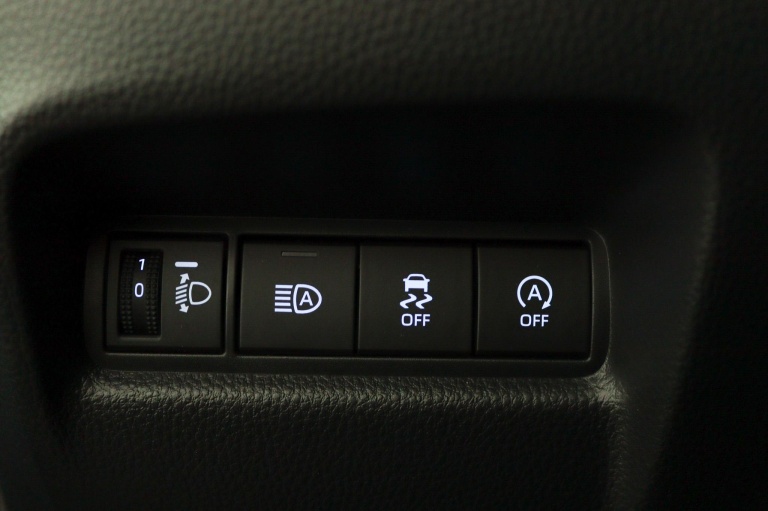 Toyota Aygo X - 1.0 VVT-i MT Play 29