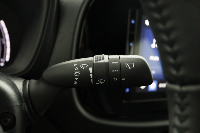 Toyota Aygo X - 1.0 VVT-i MT Play 31