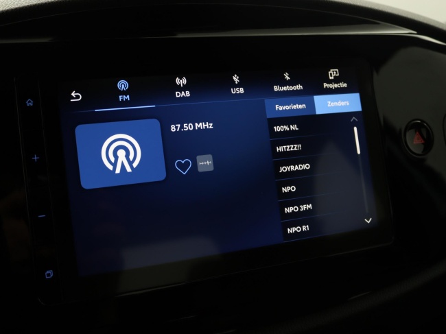 Toyota Aygo X - 1.0 VVT-i MT Play