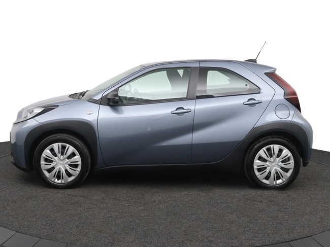 Toyota Aygo X - 1.0 VVT-i MT Play