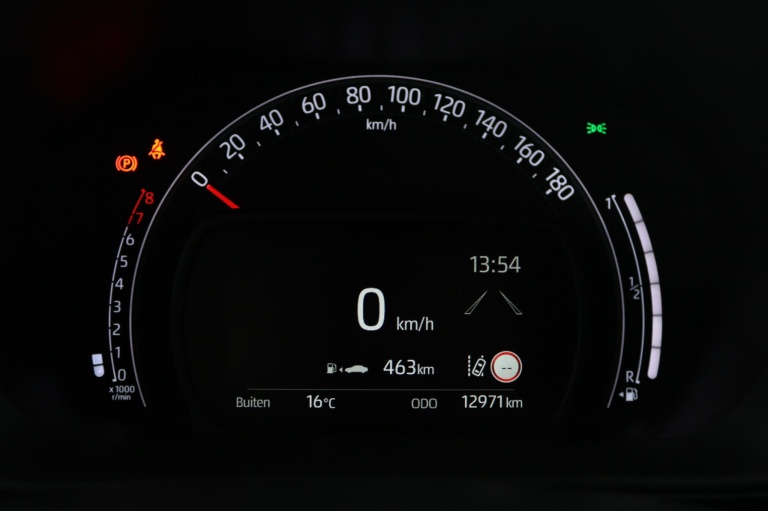 Toyota Aygo X - 1.0 VVT-i MT Play 6