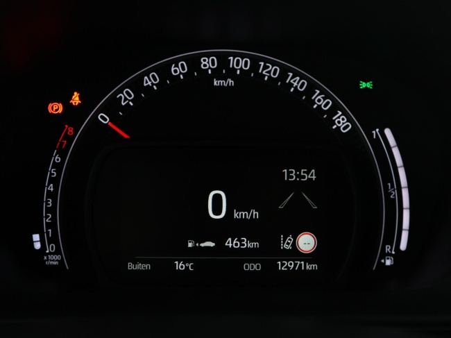 Toyota Aygo X - 1.0 VVT-i MT Play