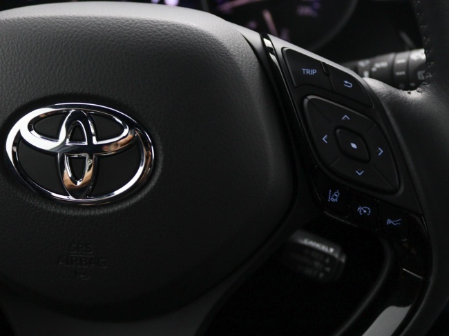 Toyota C-HR - 1.8 Hybrid Style