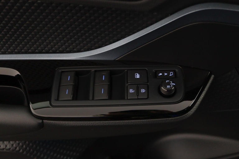 Toyota C-HR - 1.8 Hybrid Style 29