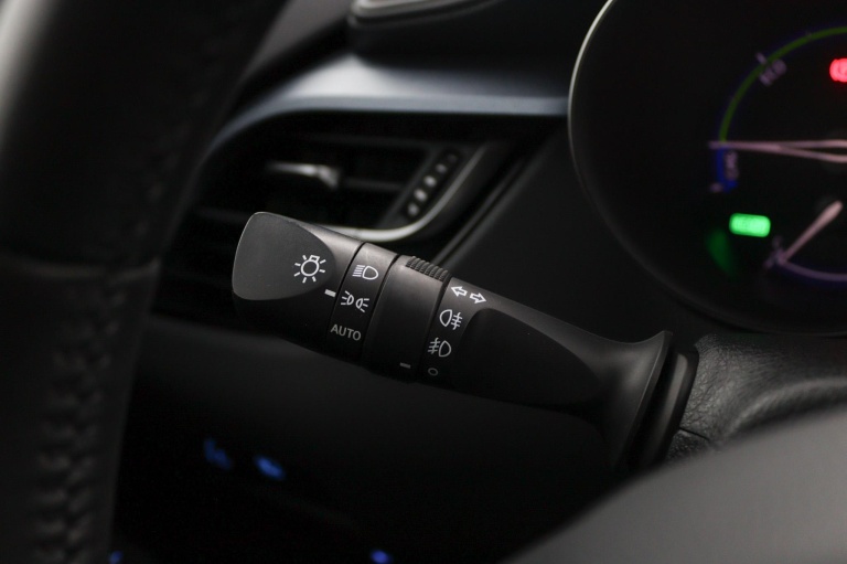 Toyota C-HR - 1.8 Hybrid Style 32