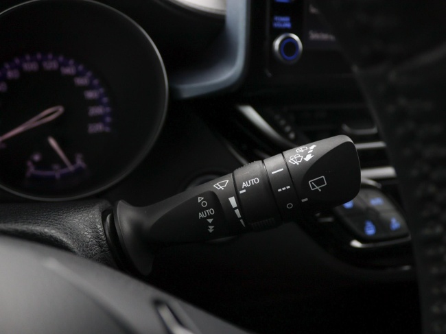 Toyota C-HR - 1.8 Hybrid Style