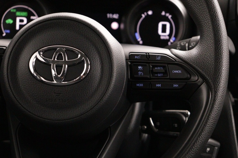 Toyota Yaris Cross - 1.5 Hybrid Active Limited 19