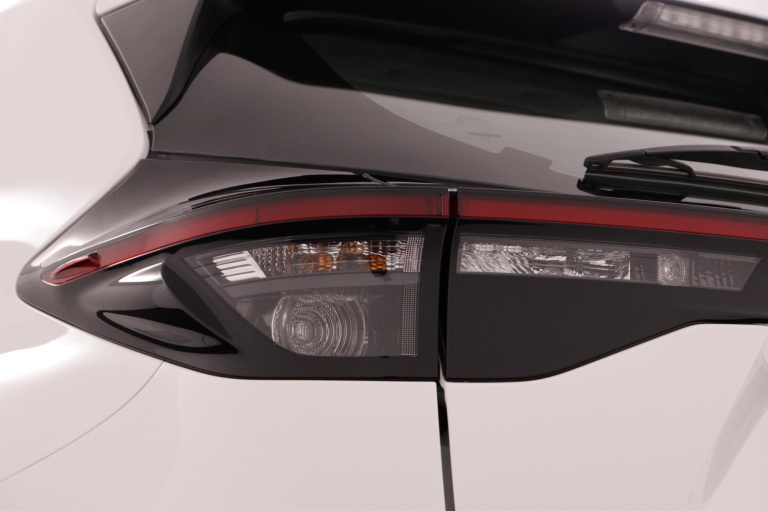 Toyota Yaris Cross - 1.5 Hybrid Active Limited 37