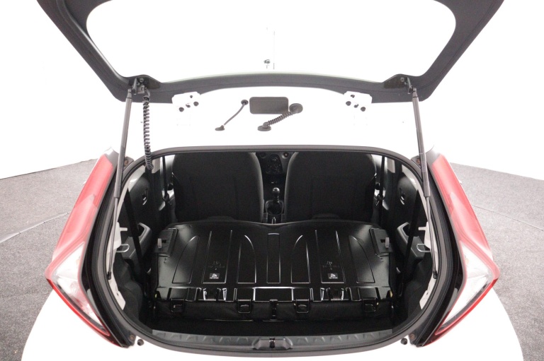 Toyota Aygo - 1.0 VVT-i x-fun 22