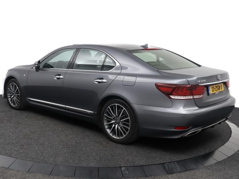 Lexus LS - 600h F Sport Line 11