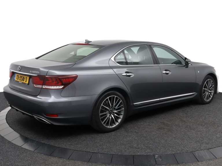 Lexus LS - 600h F Sport Line 34