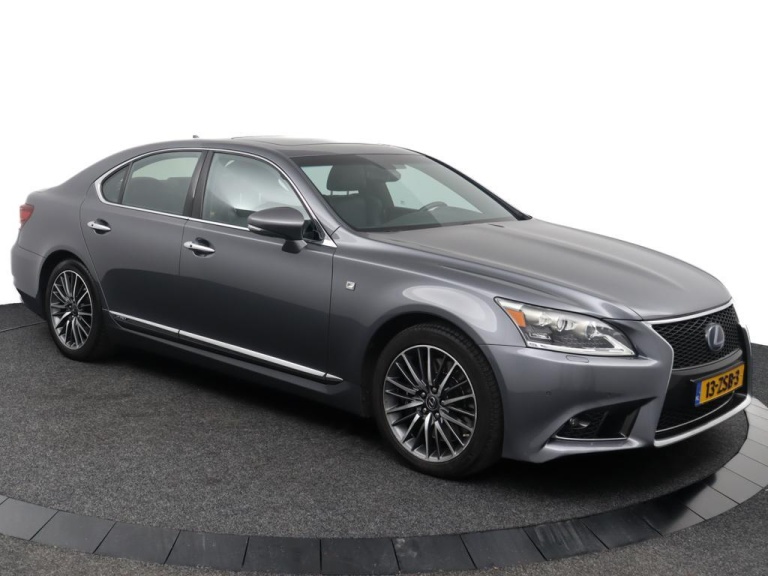Lexus LS - 600h F Sport Line 38