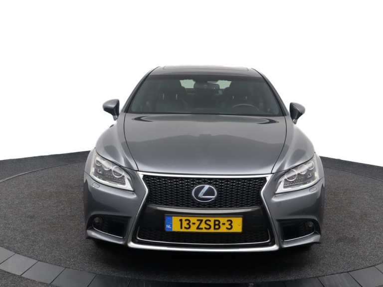 Lexus LS - 600h F Sport Line 39