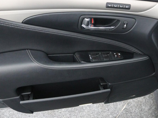 Lexus LS - 600h F Sport Line