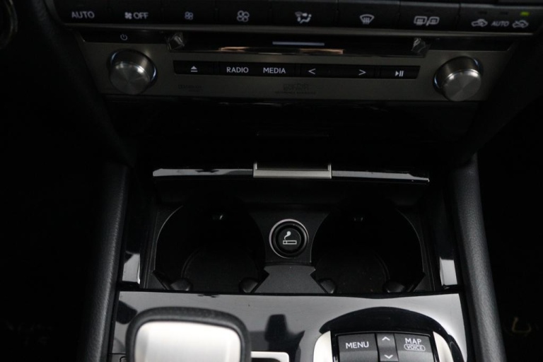 Lexus LS - 600h F Sport Line 51