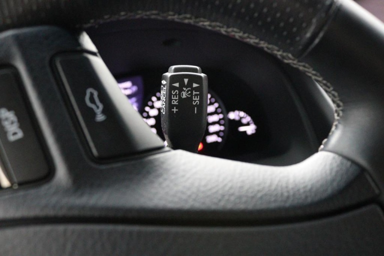 Lexus LS - 600h F Sport Line 54