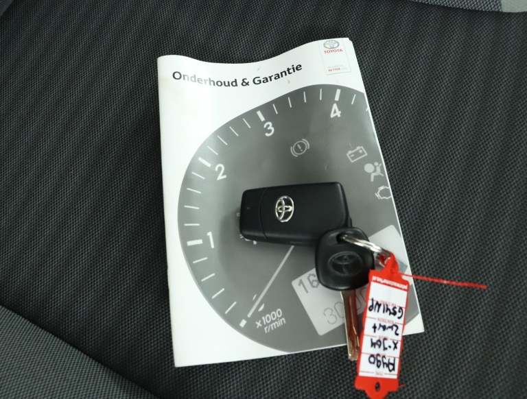 Toyota Aygo - 1.0 VVT-i x-joy 11