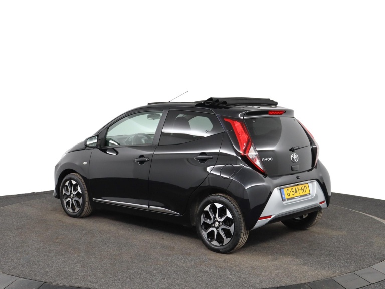 Toyota Aygo - 1.0 VVT-i x-joy 12