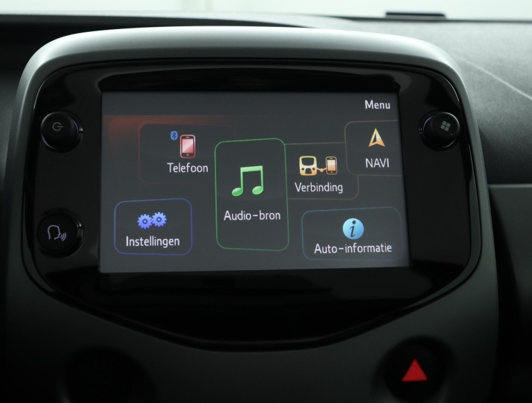 Toyota Aygo - 1.0 VVT-i x-joy 46