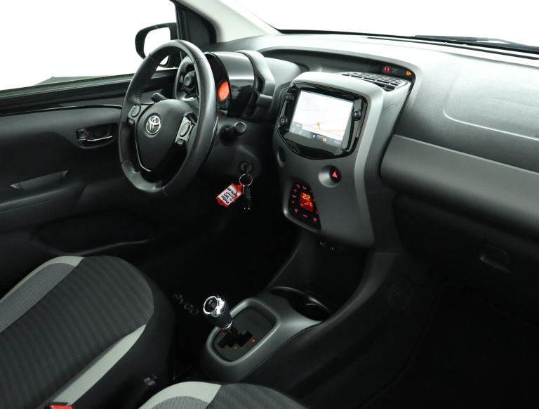 Toyota Aygo - 1.0 VVT-i x-joy 53