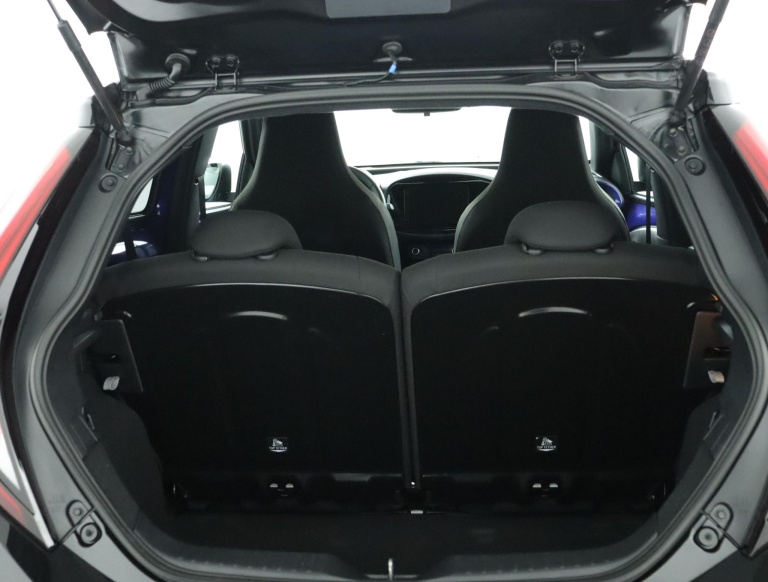 Toyota Aygo X - 1.0 VVT-i S-CVT Pulse 23