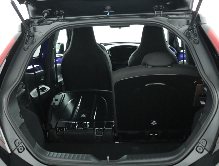 Toyota Aygo X - 1.0 VVT-i S-CVT Pulse 24