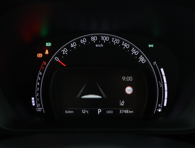 Toyota Aygo X - 1.0 VVT-i S-CVT Pulse 6