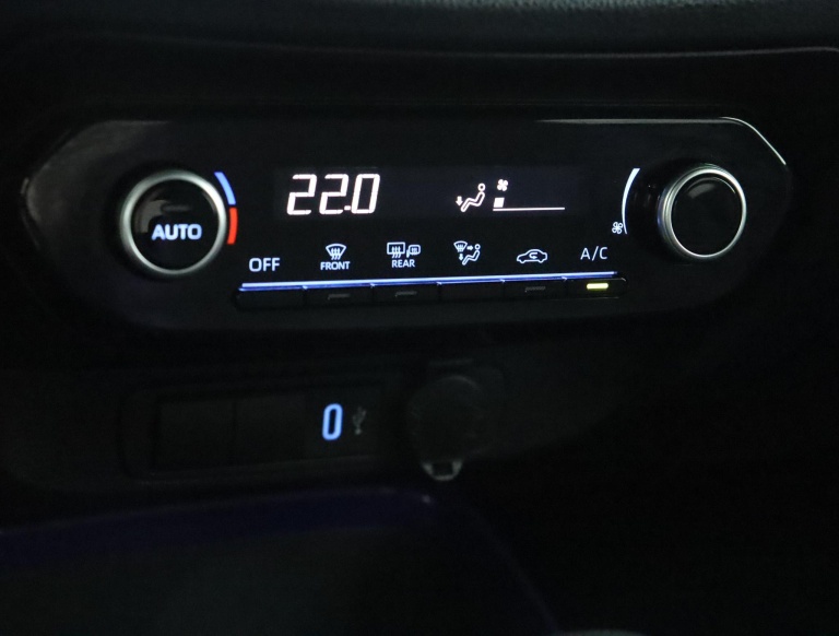 Toyota Aygo X - 1.0 VVT-i S-CVT Pulse 7