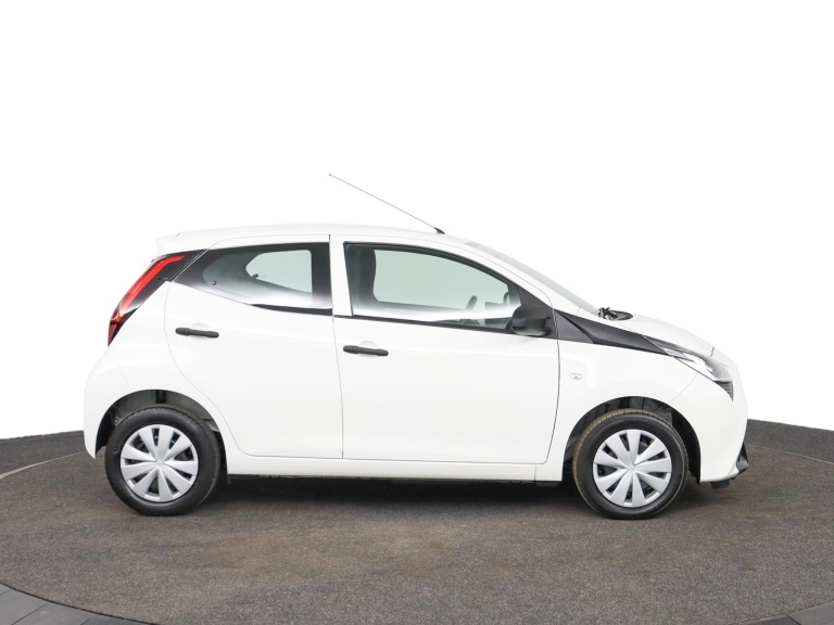 Toyota Aygo - 1.0 VVT-i x-fun 12