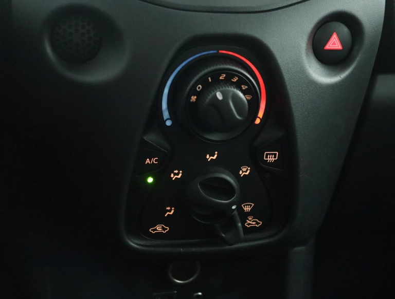 Toyota Aygo - 1.0 VVT-i x-fun 7