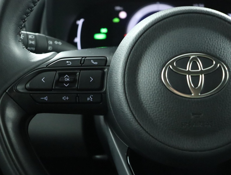 Toyota Yaris - 1.5 Hybrid 115 First Edition 19
