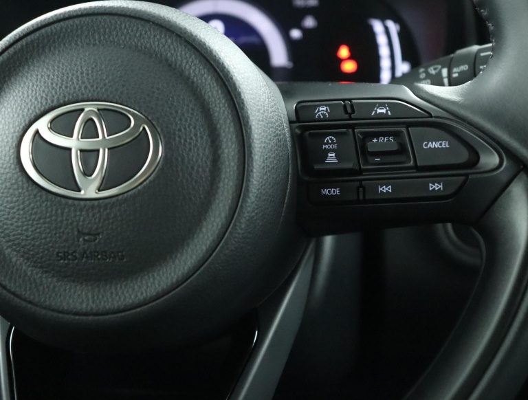 Toyota Yaris - 1.5 Hybrid 115 First Edition 21