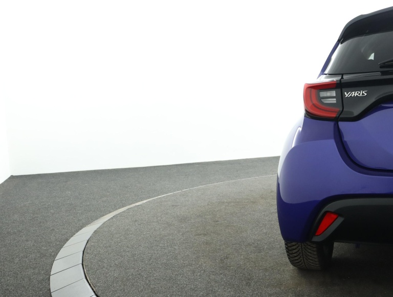 Toyota Yaris - 1.5 Hybrid 115 First Edition 39