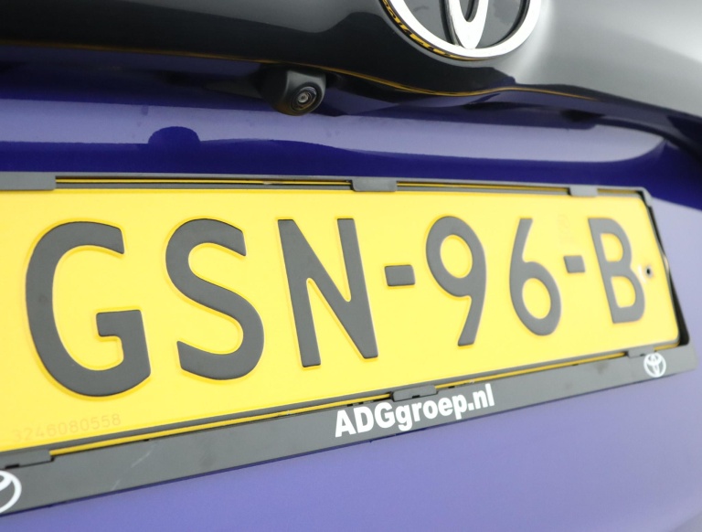 Toyota Yaris - 1.5 Hybrid 115 First Edition 40