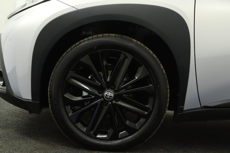 Toyota Aygo X - 1.0 VVT-i S-CVT JBL 38